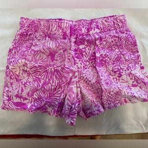 Lilly Pulitzer 4" Lilo Linen Short Wild Fucshia